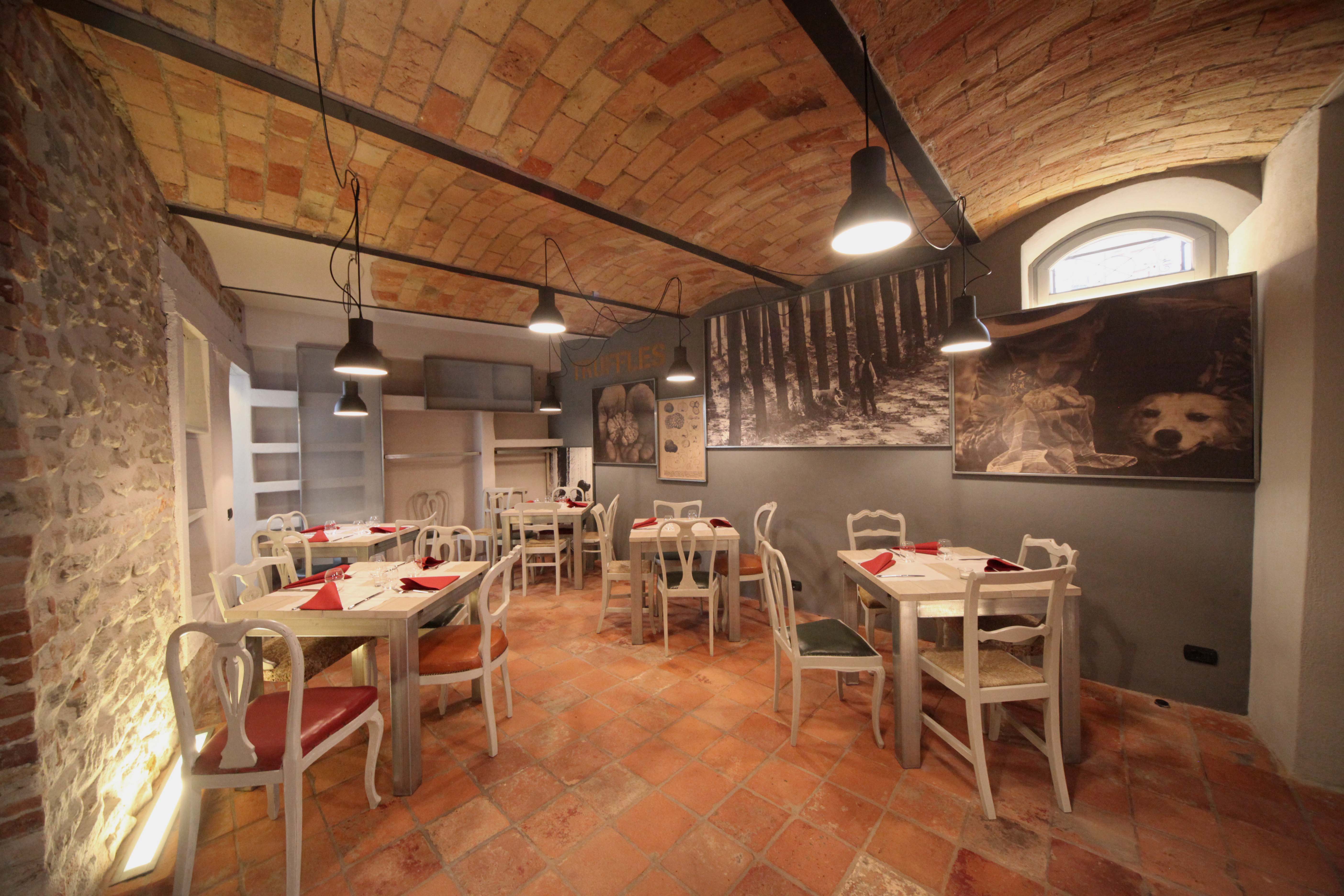 Barolo Friends | Agenzia di Comunicazione EGO NewCom