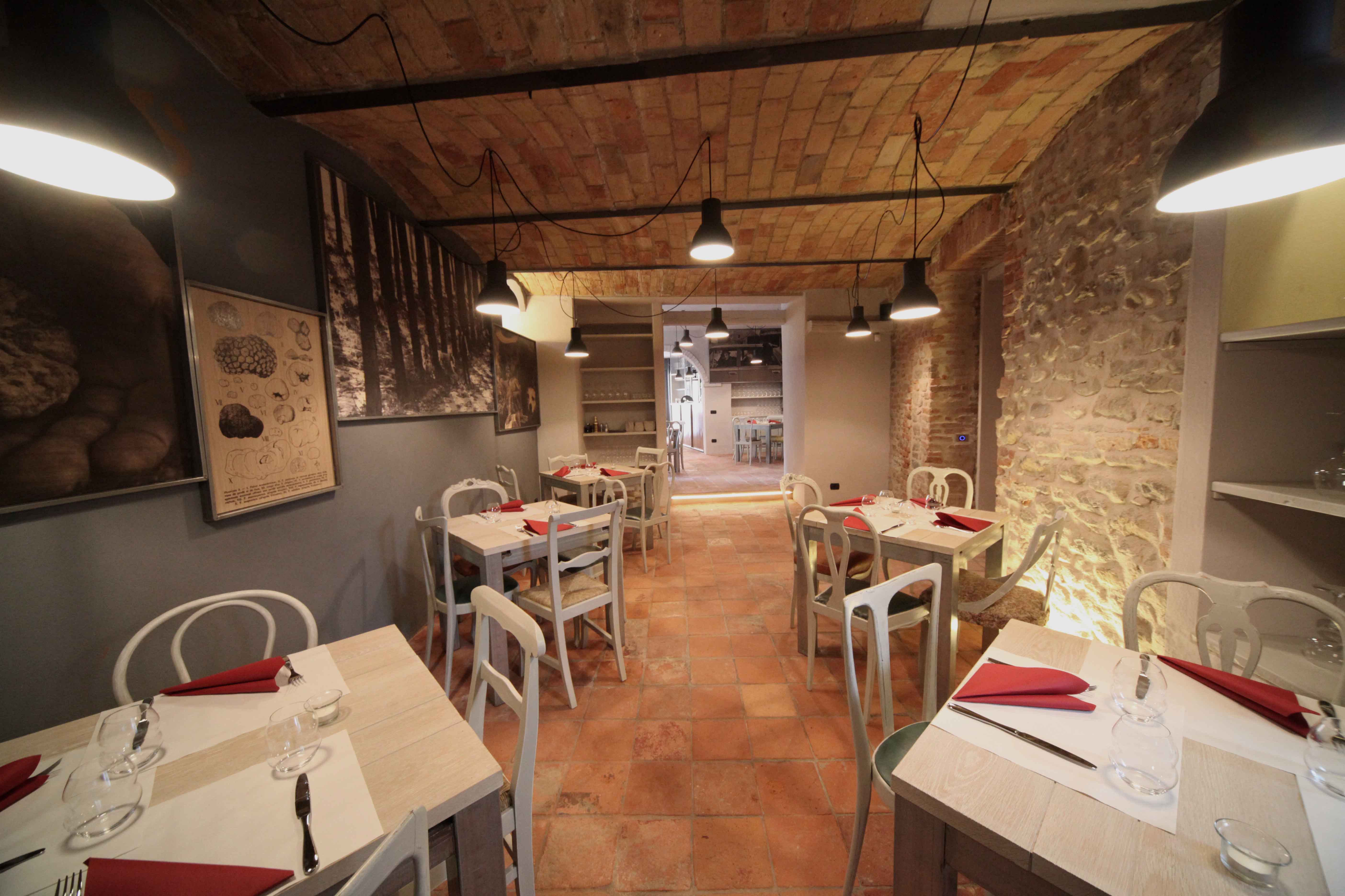 Barolo Friends | Agenzia di Comunicazione EGO NewCom
